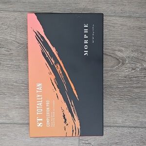Morphe 8T Totally Tan complexion pro SOLD OUT ON WEBSITE